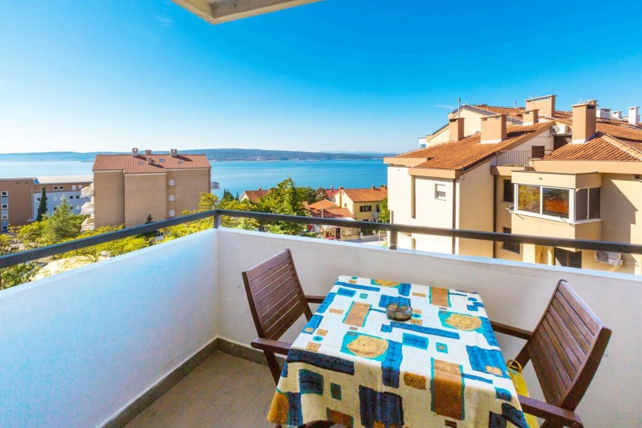Apolic Apartment Crikvenica Bagian luar foto